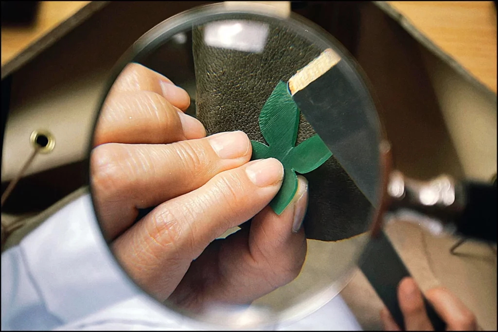 Technique de Bijouterie Joaillerie: La cire perdu.